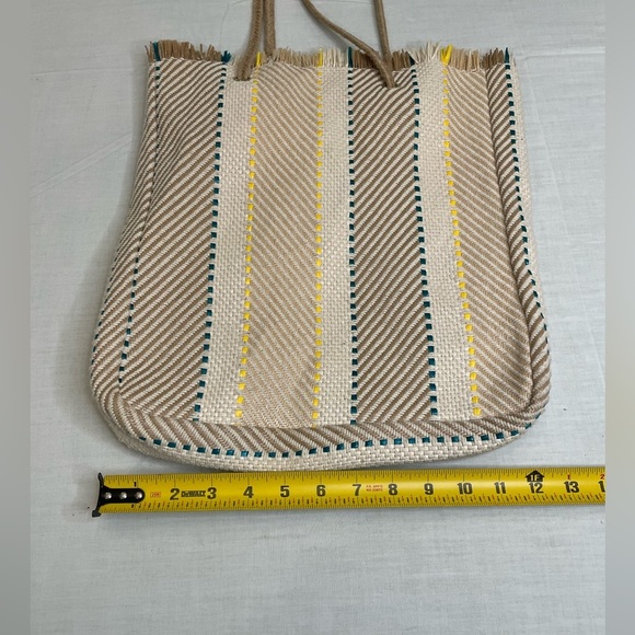 Woven Tote Bag - - Picture 6 of 7